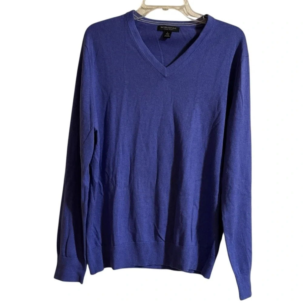 Banana Republic Luxury Blend Purple Sweater Knit V-neck Silk Cashmere Classic L